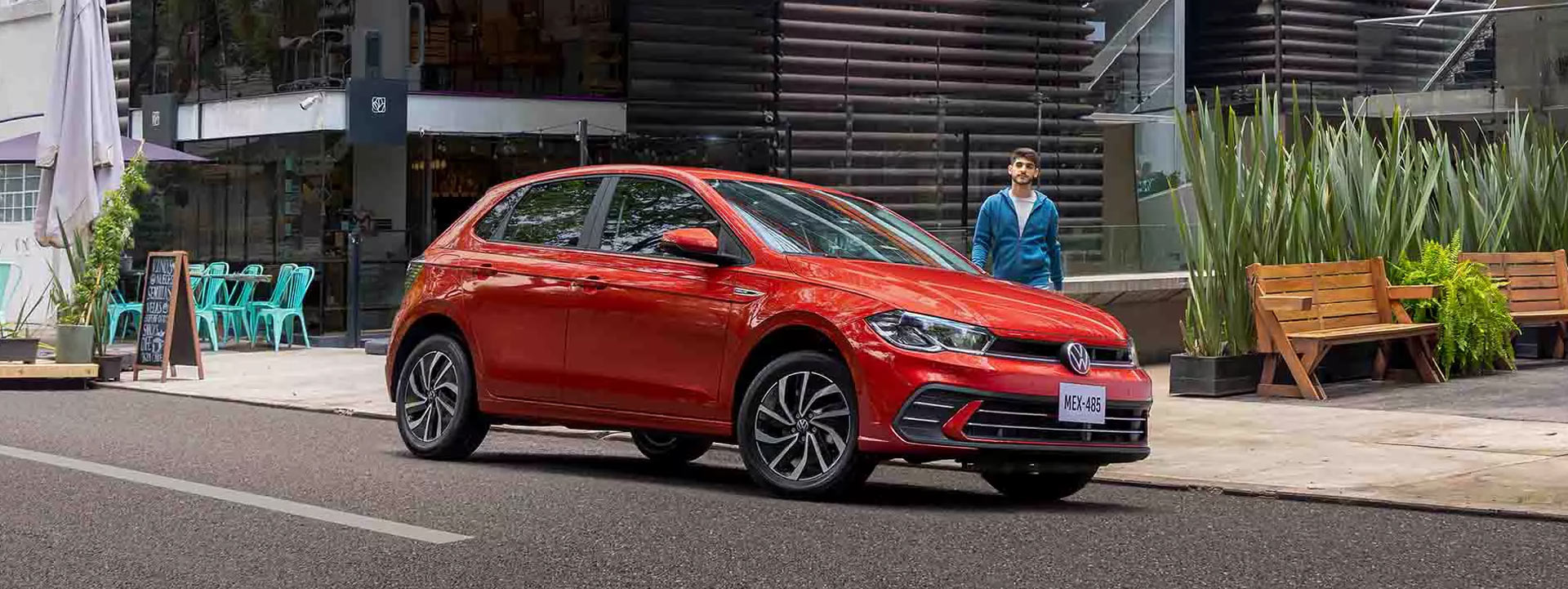 VOLKSWAGEN-POLO26